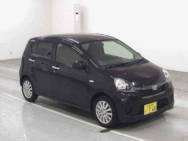 2084 DAIHATSU MIRA E S LA300S 2016 г. (JU Hiroshima)